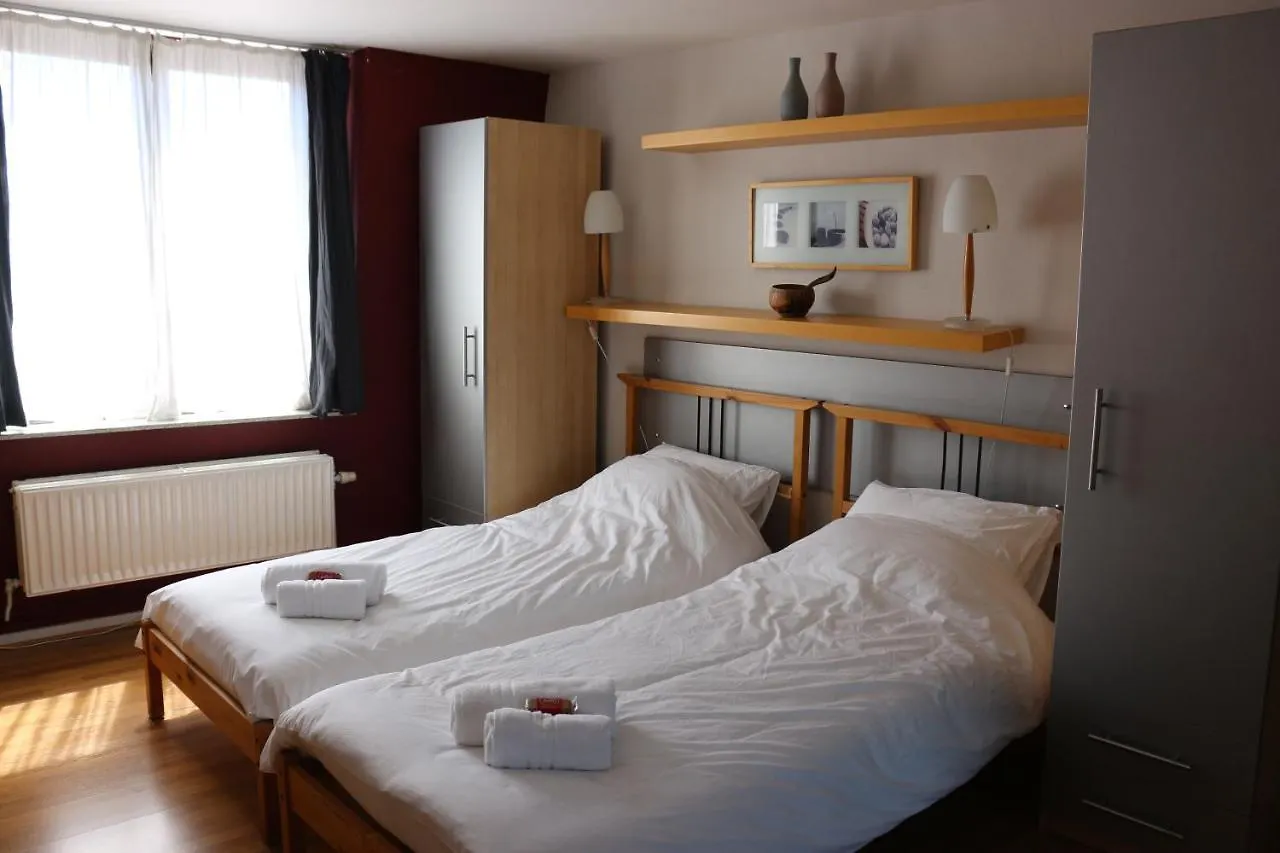 Brussels Bnb 0*,